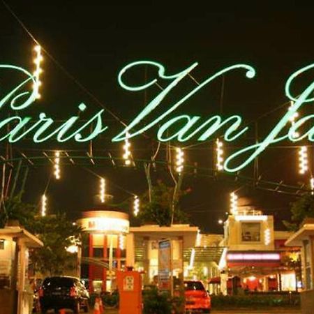 Zen Premium Setrawangi Raya Otel Bandung Dış mekan fotoğraf