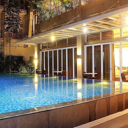 Zen Premium Setrawangi Raya Otel Bandung Dış mekan fotoğraf