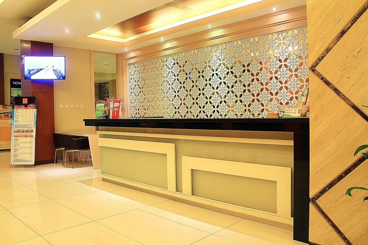 Zen Premium Setrawangi Raya Otel Bandung Dış mekan fotoğraf