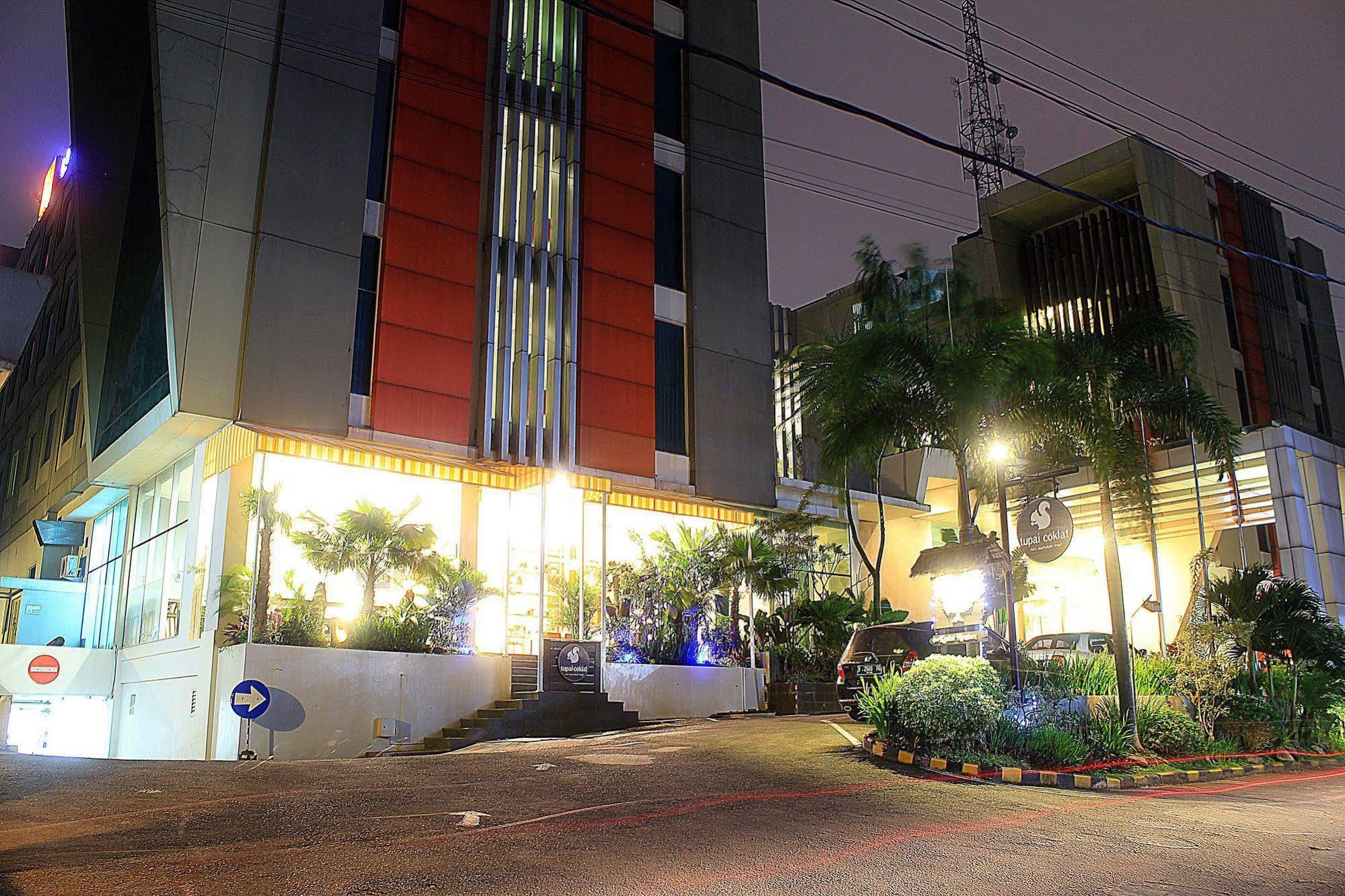 Zen Premium Setrawangi Raya Otel Bandung Dış mekan fotoğraf