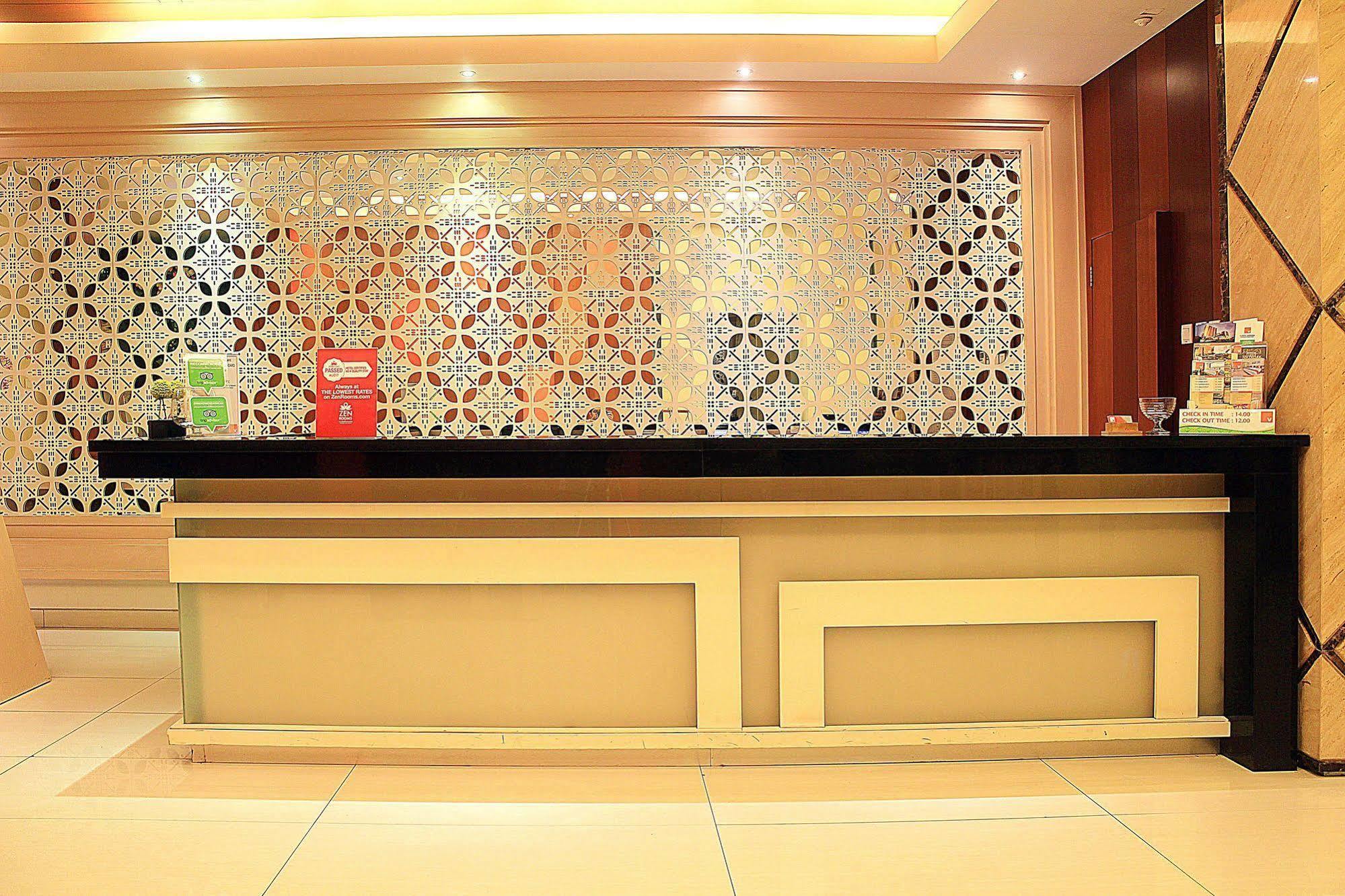 Zen Premium Setrawangi Raya Otel Bandung Dış mekan fotoğraf